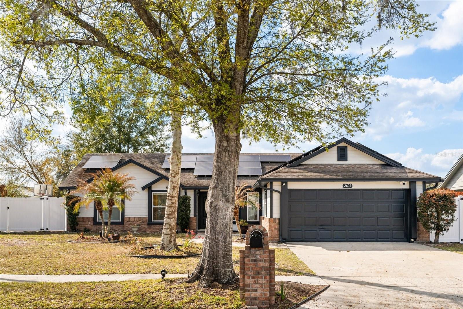 Single Family Residence in KISSIMMEE, FL - Daniel Dourado