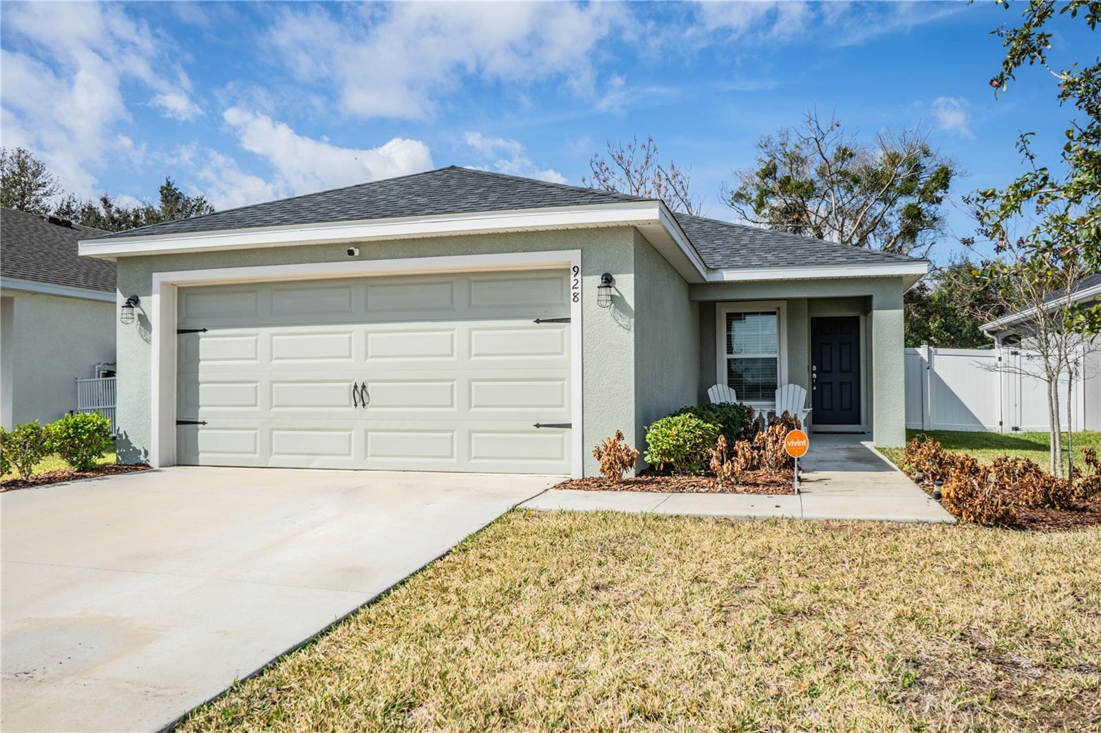 Single Family Residence in MULBERRY, FL - Daniel Dourado