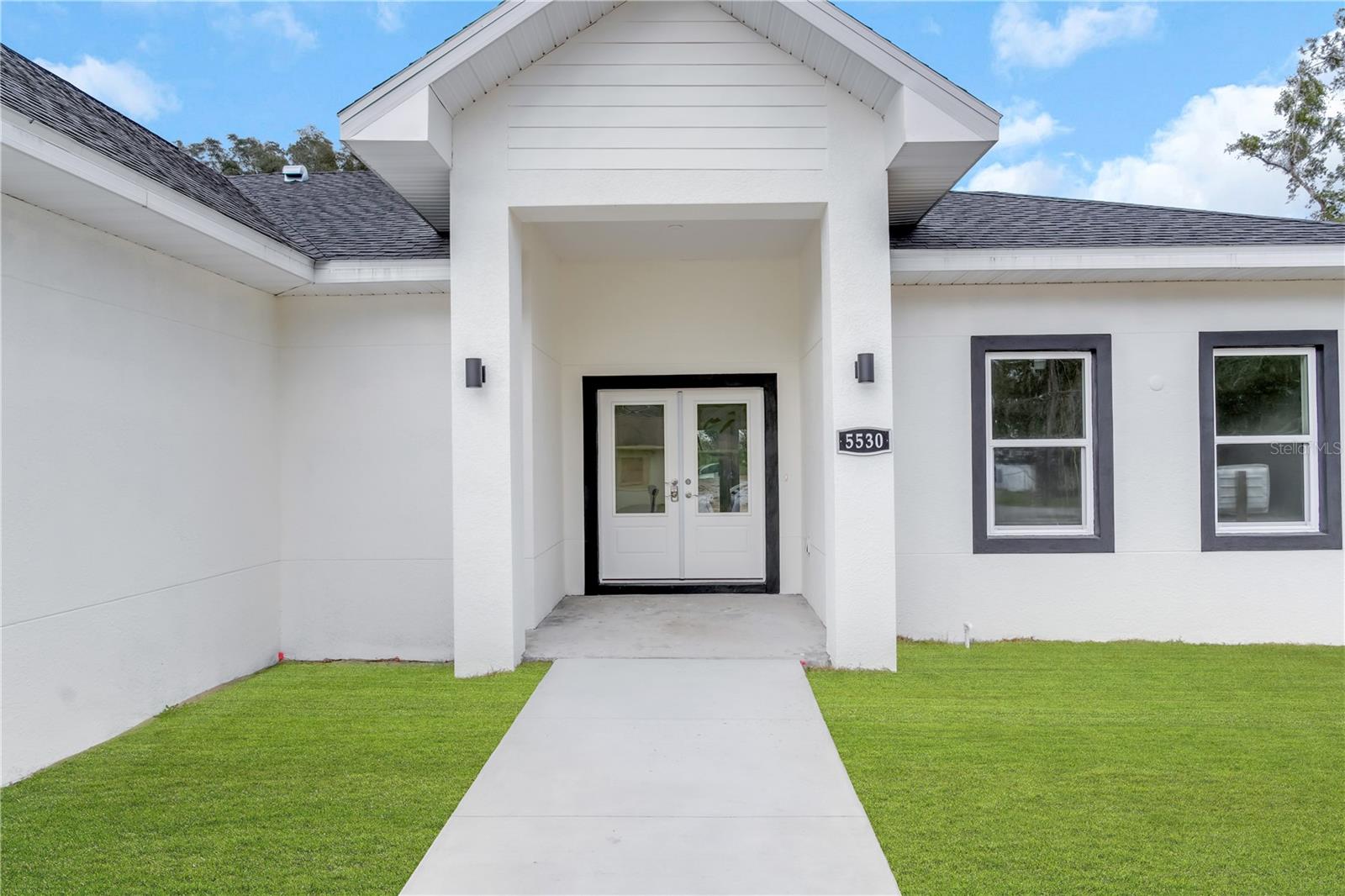 Single Family Residence em ZEPHYRHILLS, FL - Daniel Dourado