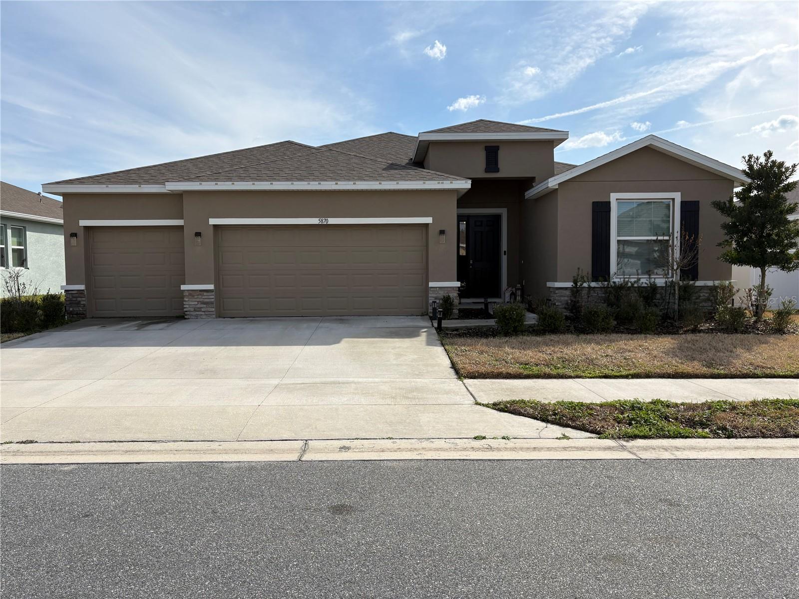 Single Family Residence in OCALA, FL - Daniel Dourado