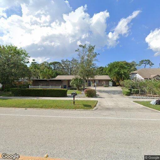 Single Family Residence in SARASOTA, FL - Daniel Dourado
