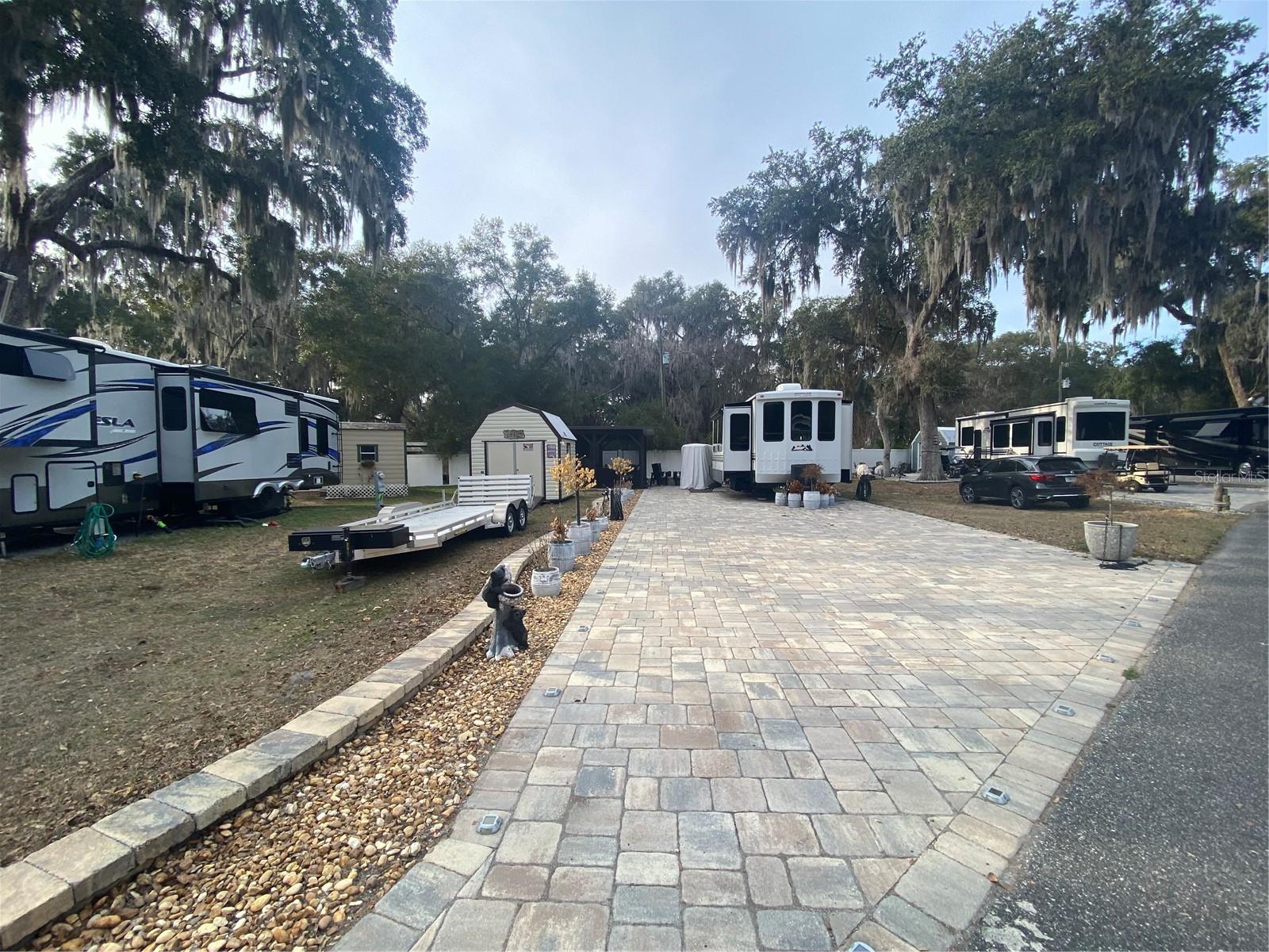 Single Family Residence em FORT MC COY, FL - Daniel Dourado