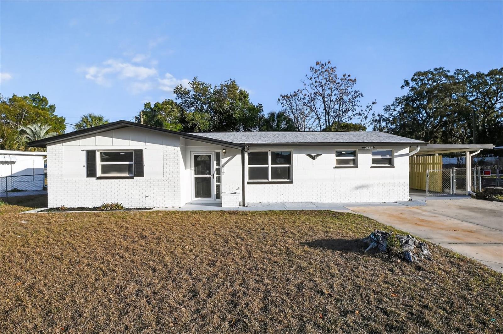 Single Family Residence em SPRING HILL, FL - Daniel Dourado