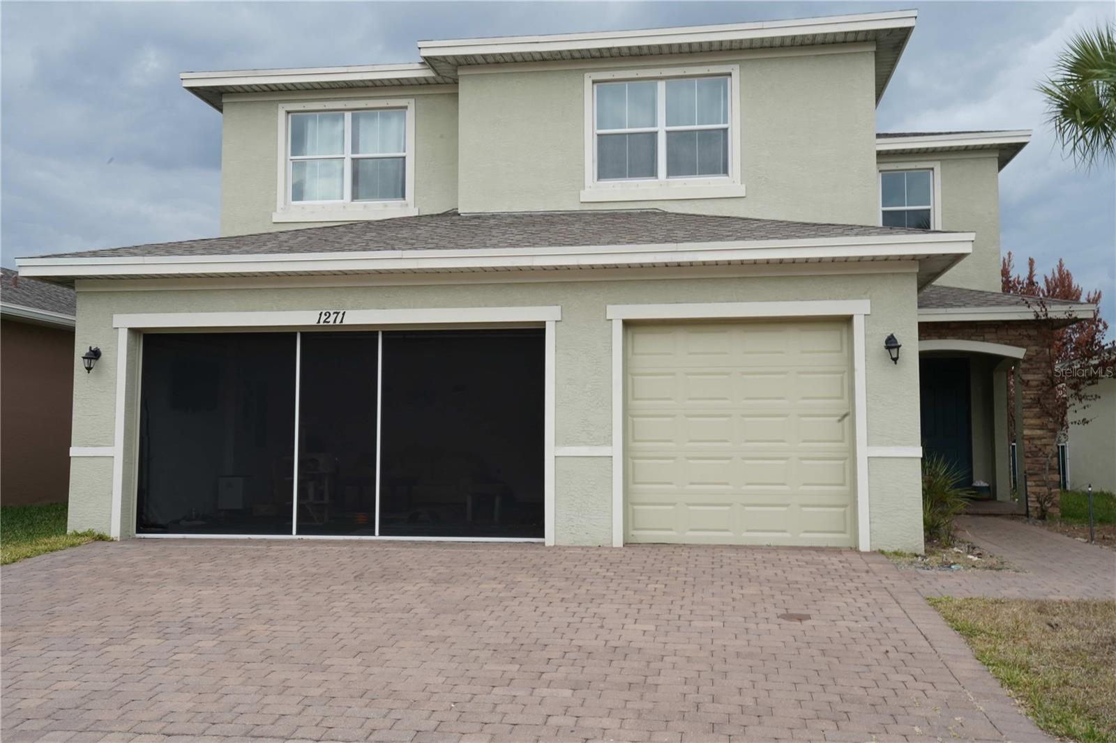 Single Family Residence in PORT ST LUCIE, FL - Daniel Dourado