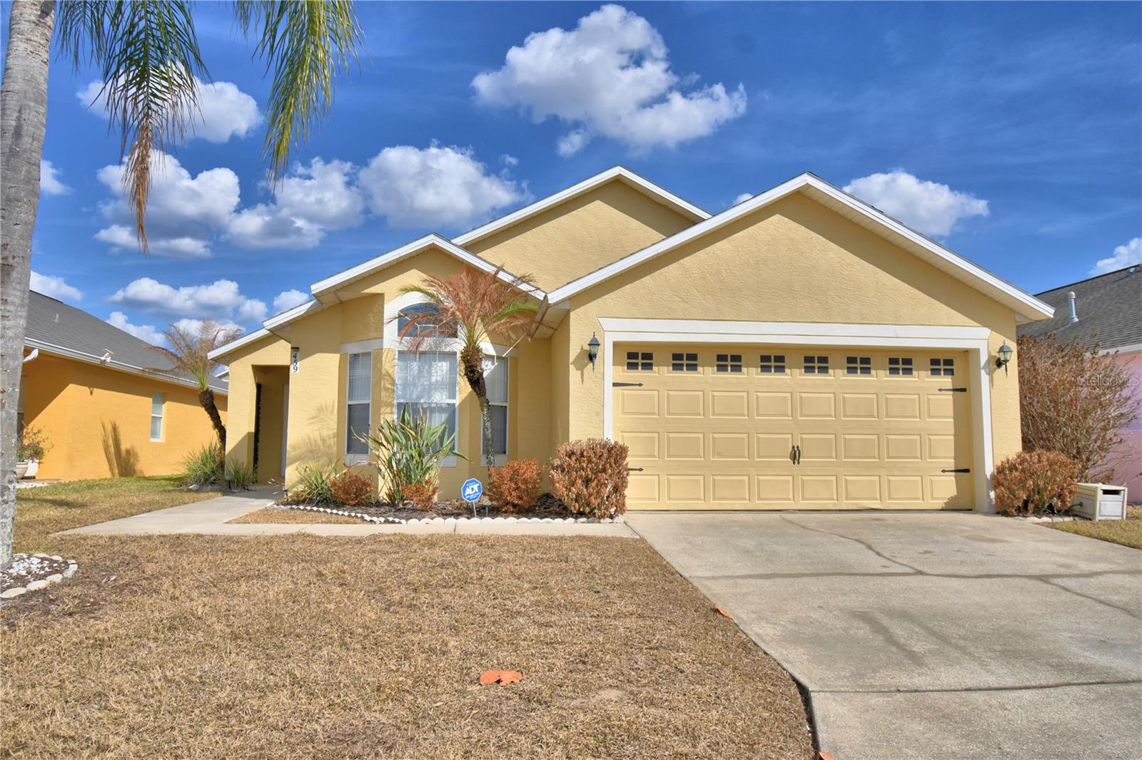 Single Family Residence in DAVENPORT, FL - Daniel Dourado