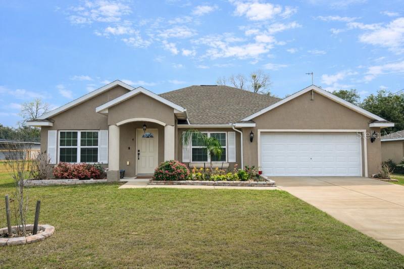 Single Family Residence em OCKLAWAHA, FL - Daniel Dourado