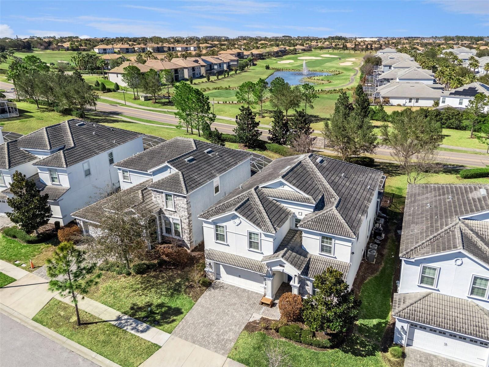 Single Family Residence in DAVENPORT, FL - Daniel Dourado