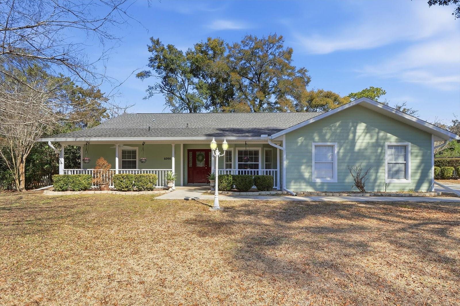 Single Family Residence in CRYSTAL RIVER, FL - Daniel Dourado