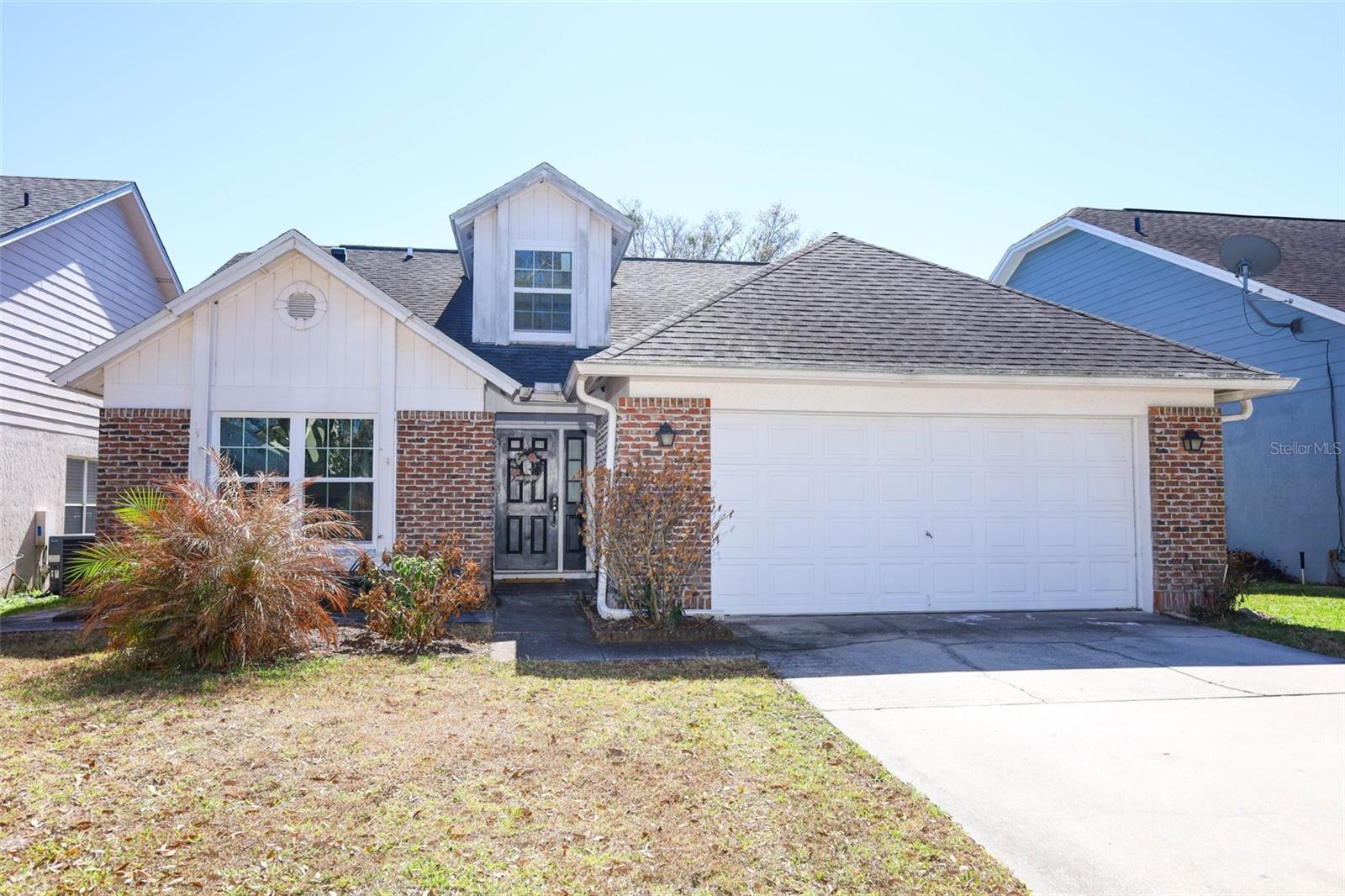 Single Family Residence in CASSELBERRY, FL - Daniel Dourado