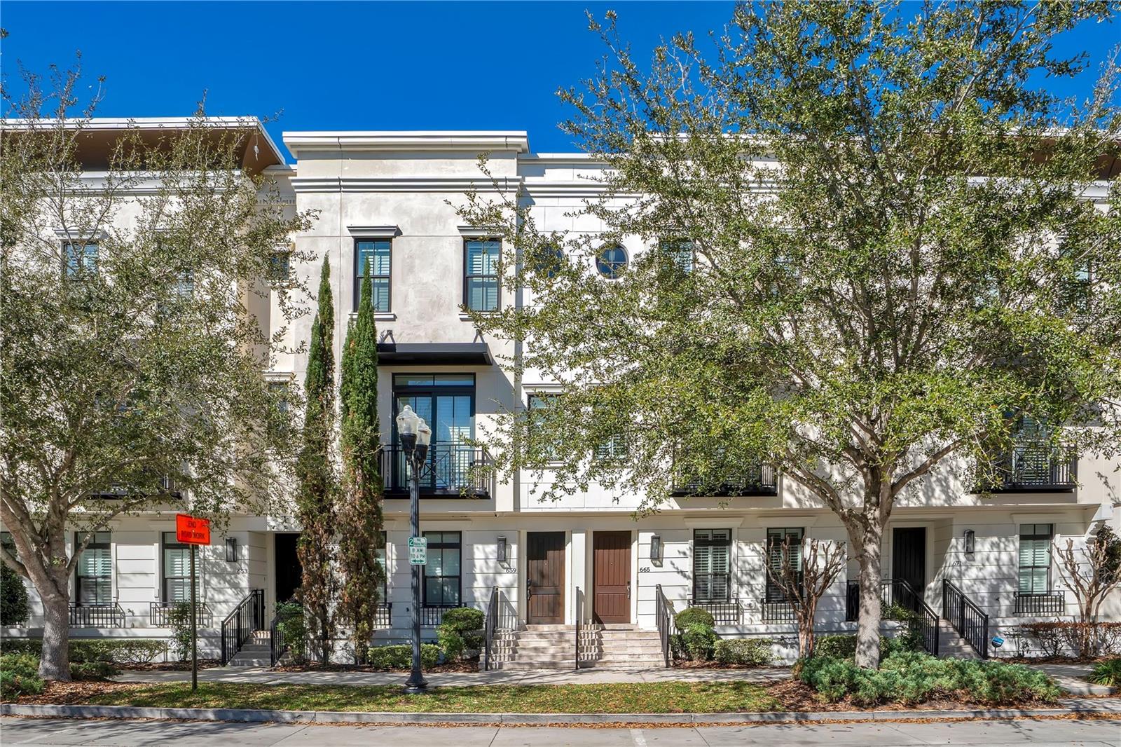 Townhouse in ORLANDO, FL - Daniel Dourado