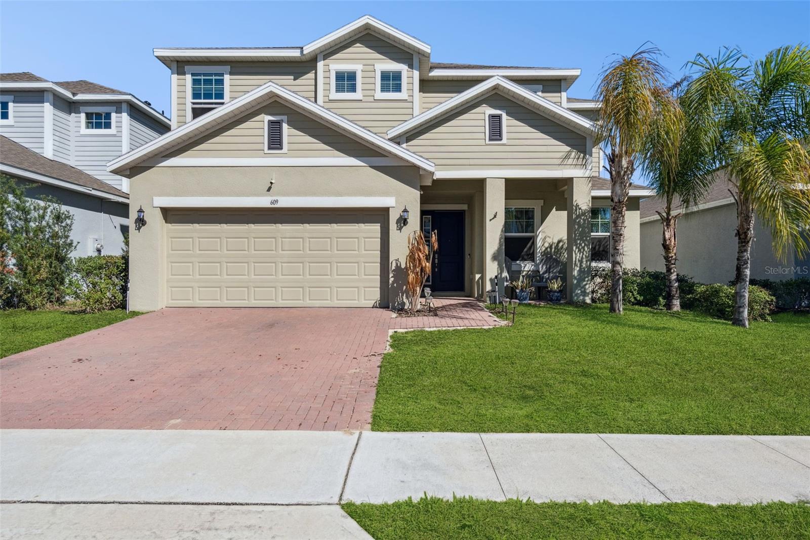 Single Family Residence in DAVENPORT, FL - Daniel Dourado