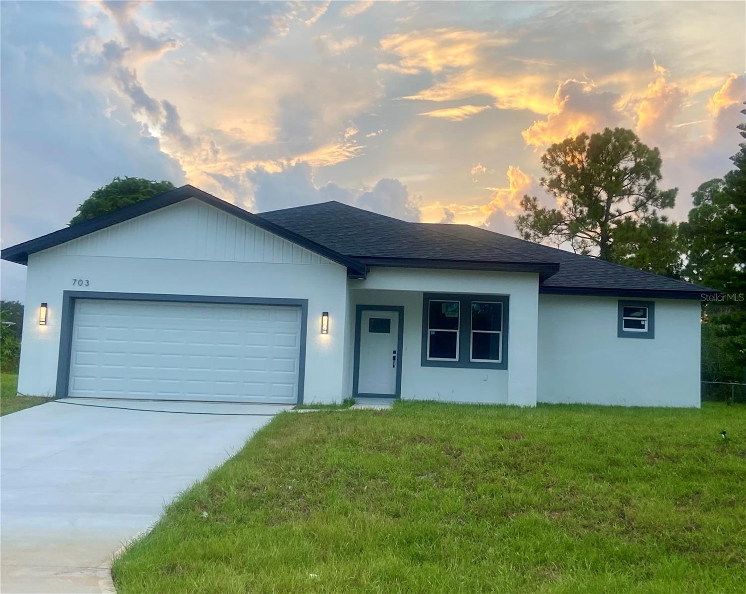 Single Family Residence in SEBRING, FL - Daniel Dourado