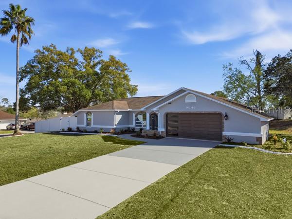 Single Family Residence em SPRING HILL, FL - Daniel Dourado