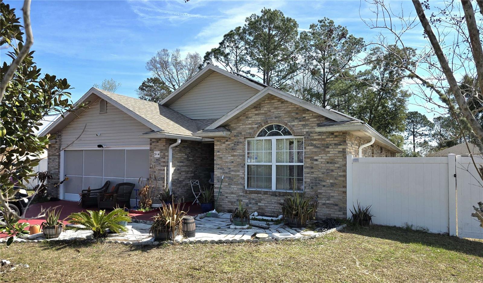Single Family Residence in PALM COAST, FL - Daniel Dourado