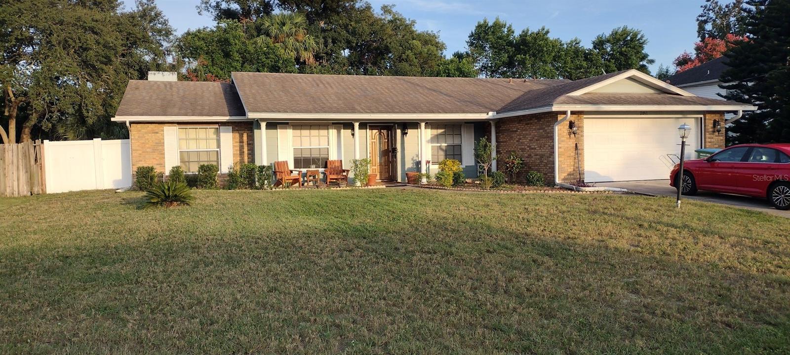 Single Family Residence in DELTONA, FL - Daniel Dourado