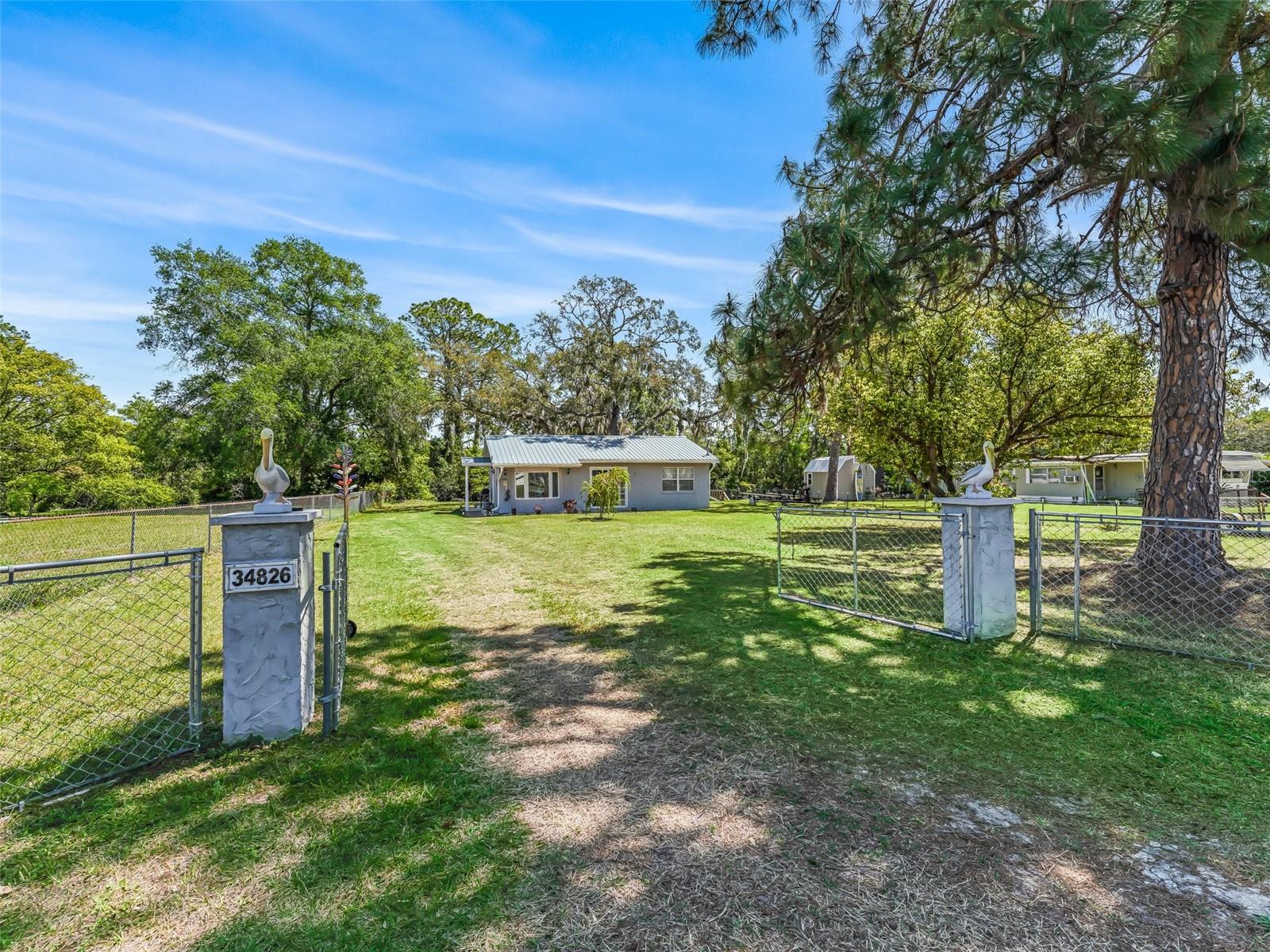 Single Family Residence em LEESBURG, FL - Daniel Dourado