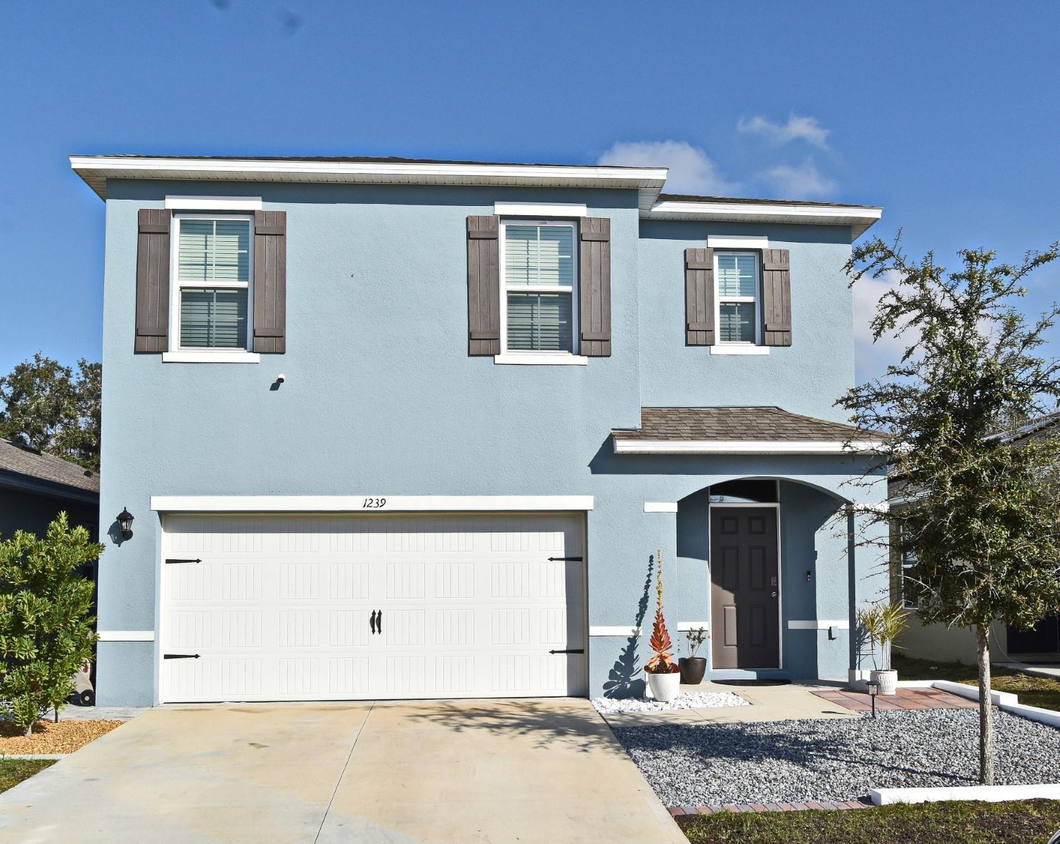 Single Family Residence in DAVENPORT, FL - Daniel Dourado
