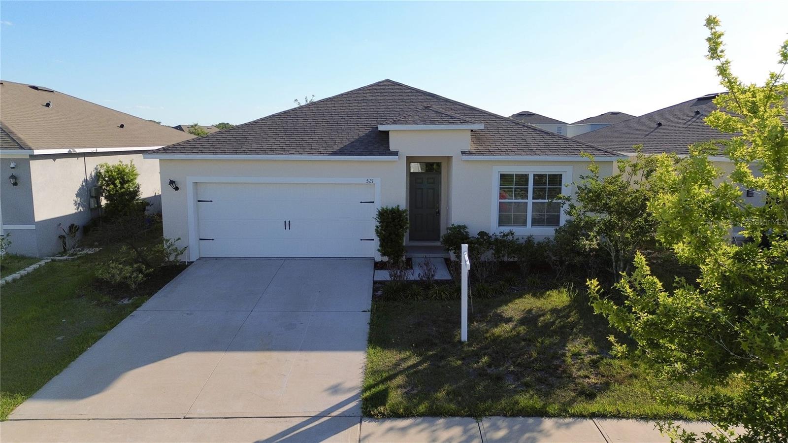 Single Family Residence in DAVENPORT, FL - Daniel Dourado