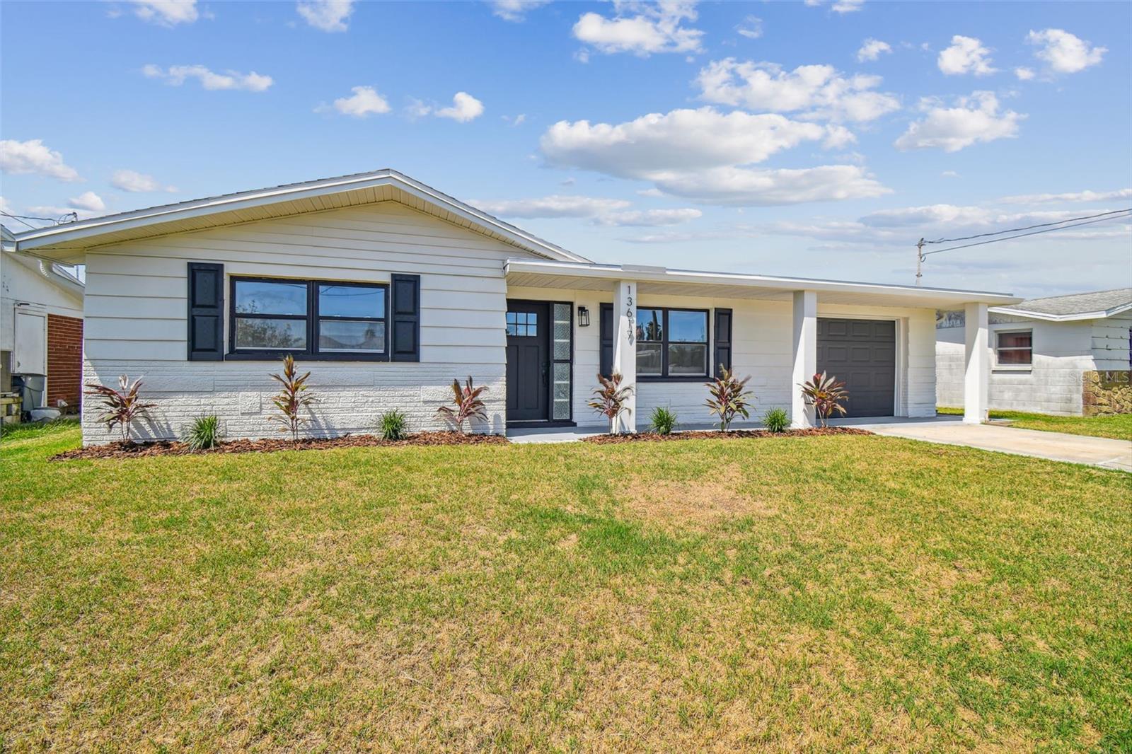 Single Family Residence em HUDSON, FL - Daniel Dourado