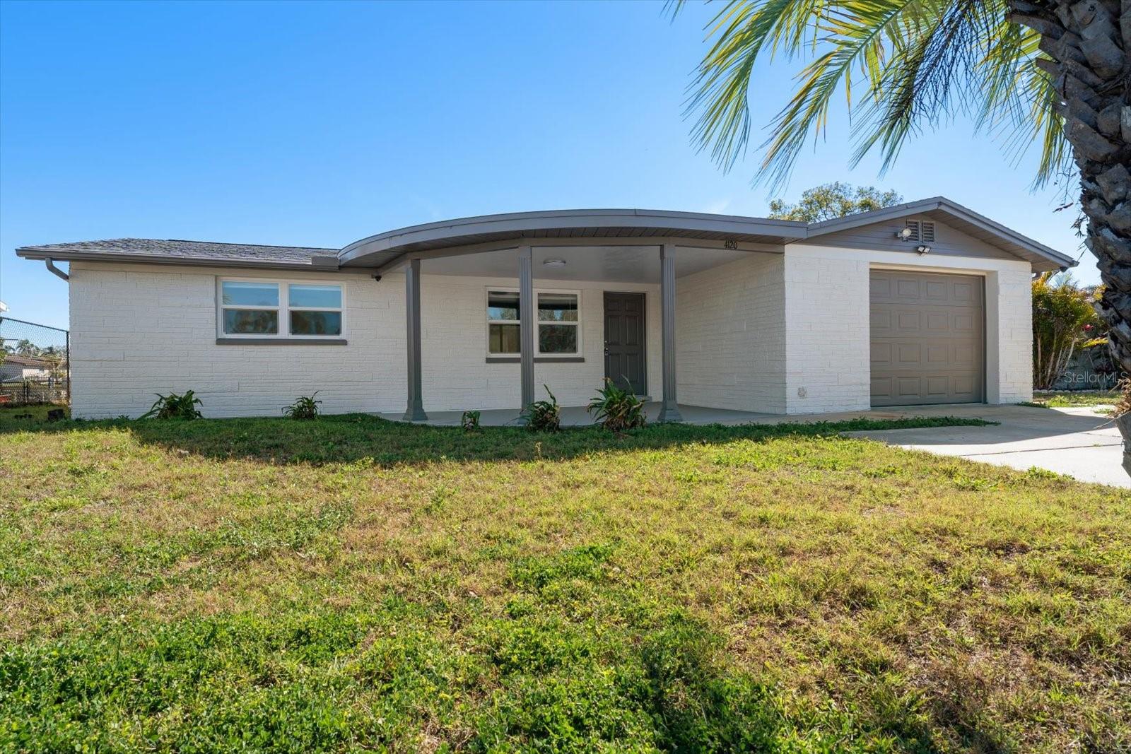 Single Family Residence em HOLIDAY, FL - Daniel Dourado