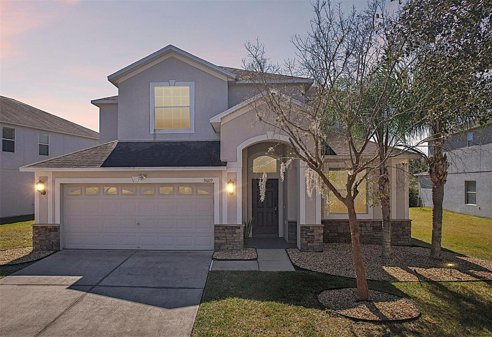 Single Family Residence in TAMPA, FL - Daniel Dourado