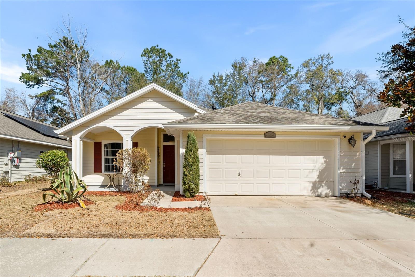 Single Family Residence in GAINESVILLE, FL - Daniel Dourado