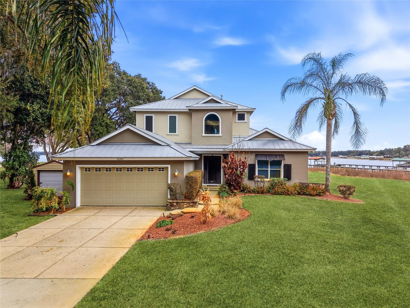 Single Family Residence in SUMMERFIELD, FL - Daniel Dourado