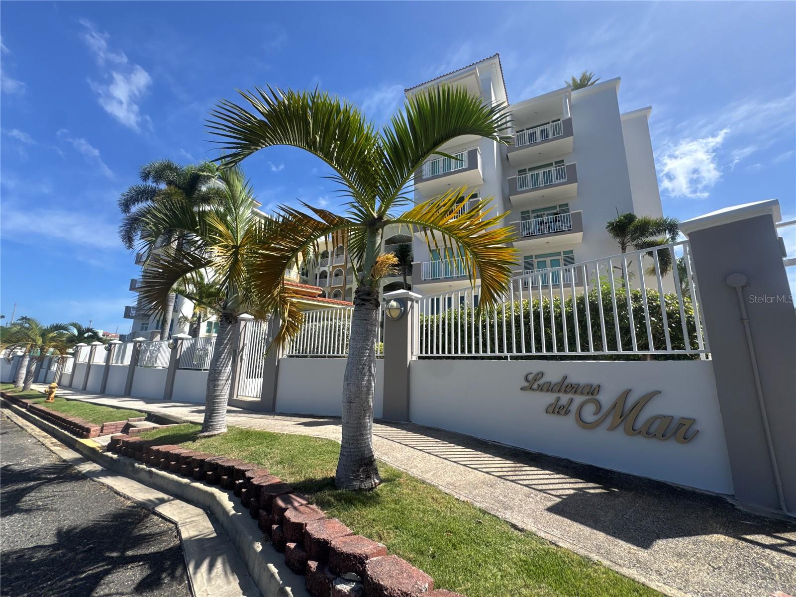 Condominium in AGUADILLA, PR - Daniel Dourado