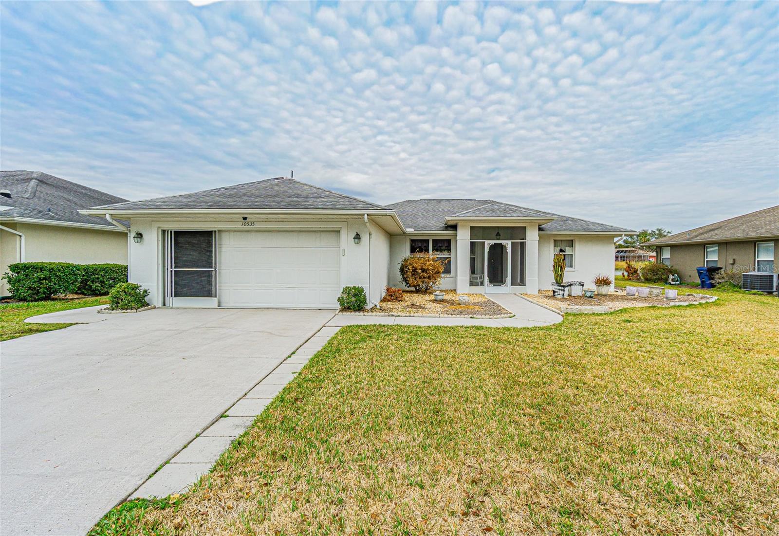 Single Family Residence in SAN ANTONIO, FL - Daniel Dourado