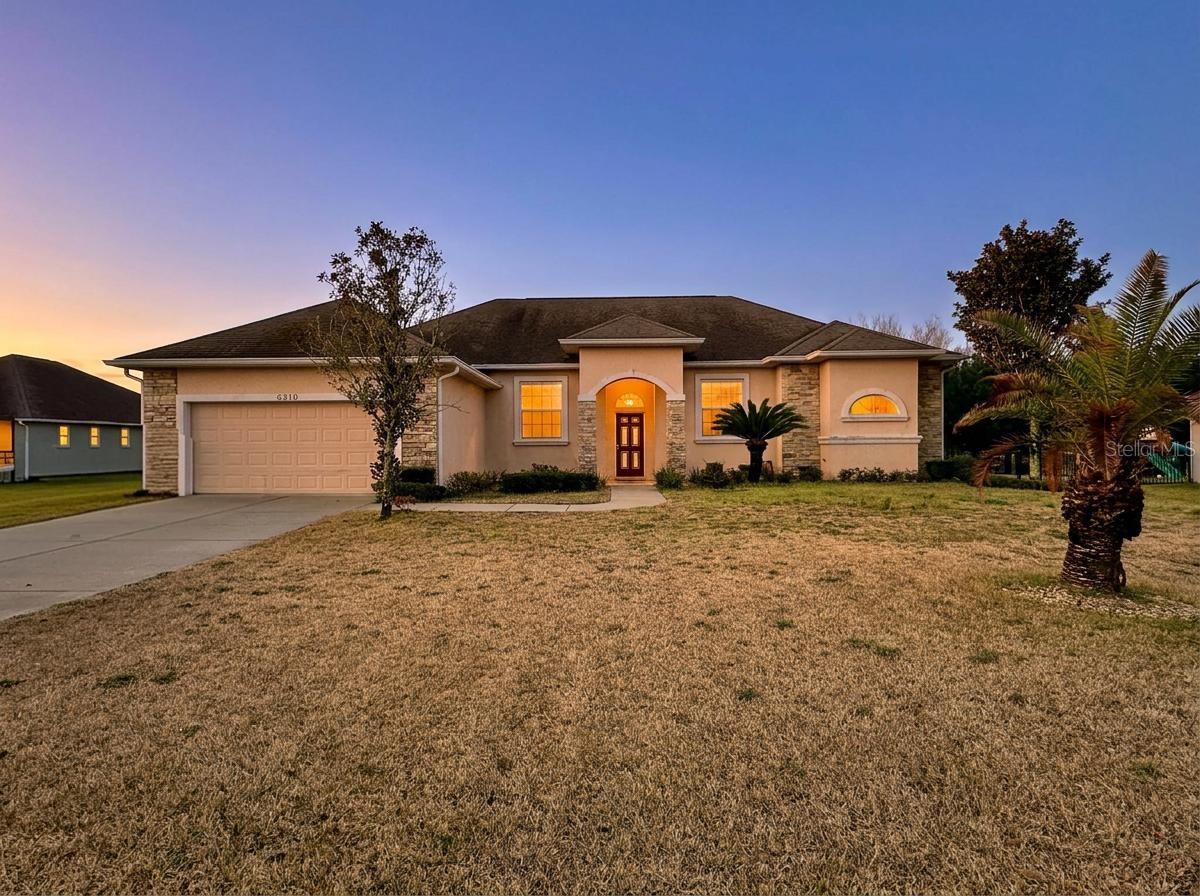 Single Family Residence em BELLEVIEW, FL - Daniel Dourado