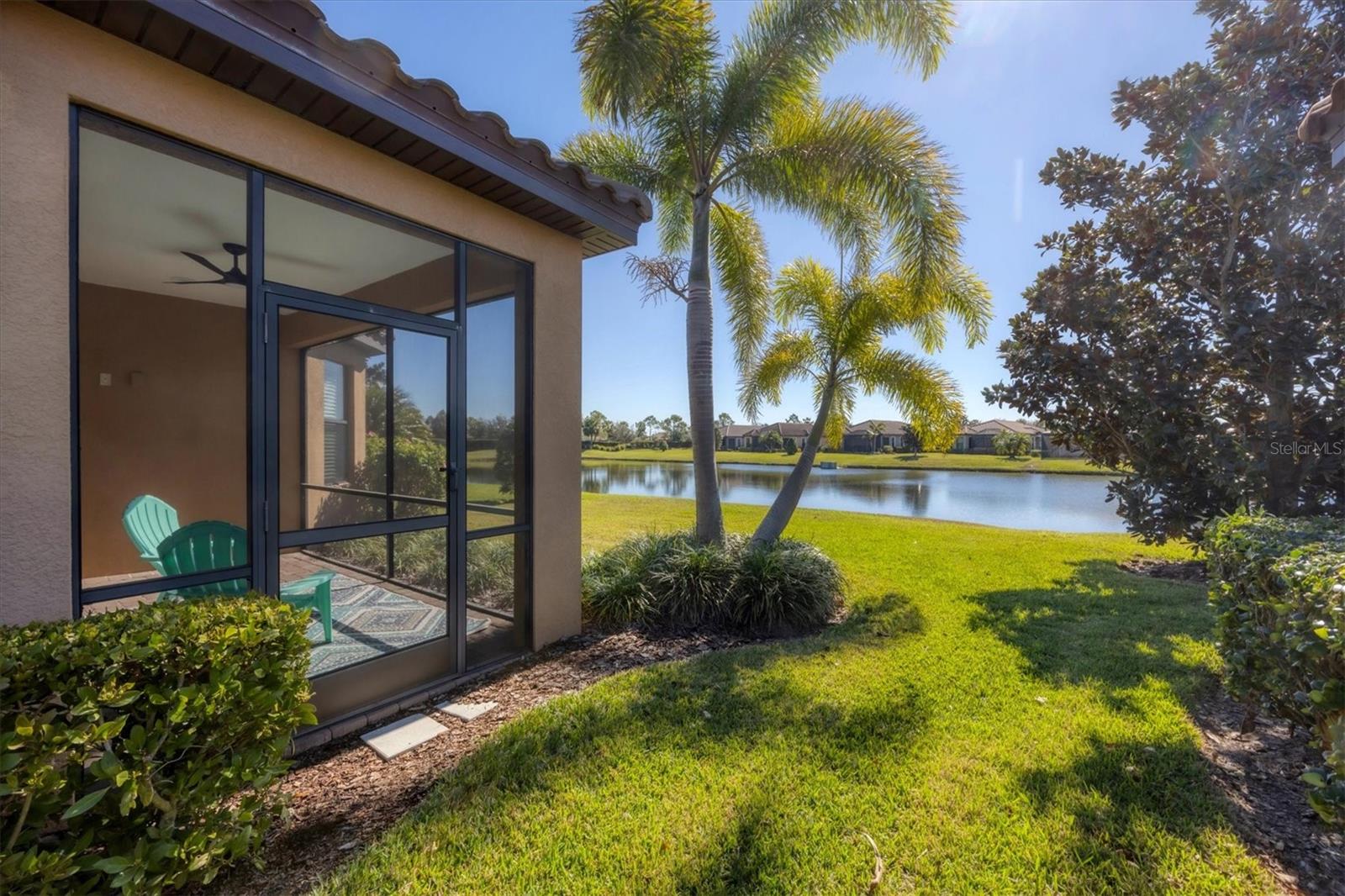 Single Family Residence in PALMETTO, FL - Daniel Dourado