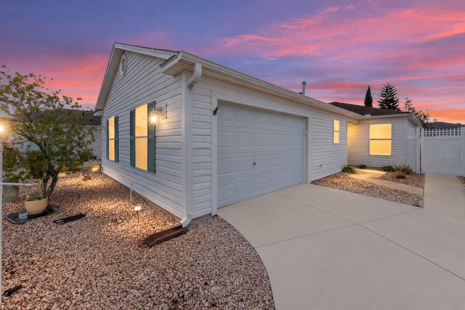 Villa in THE VILLAGES, FL - Daniel Dourado