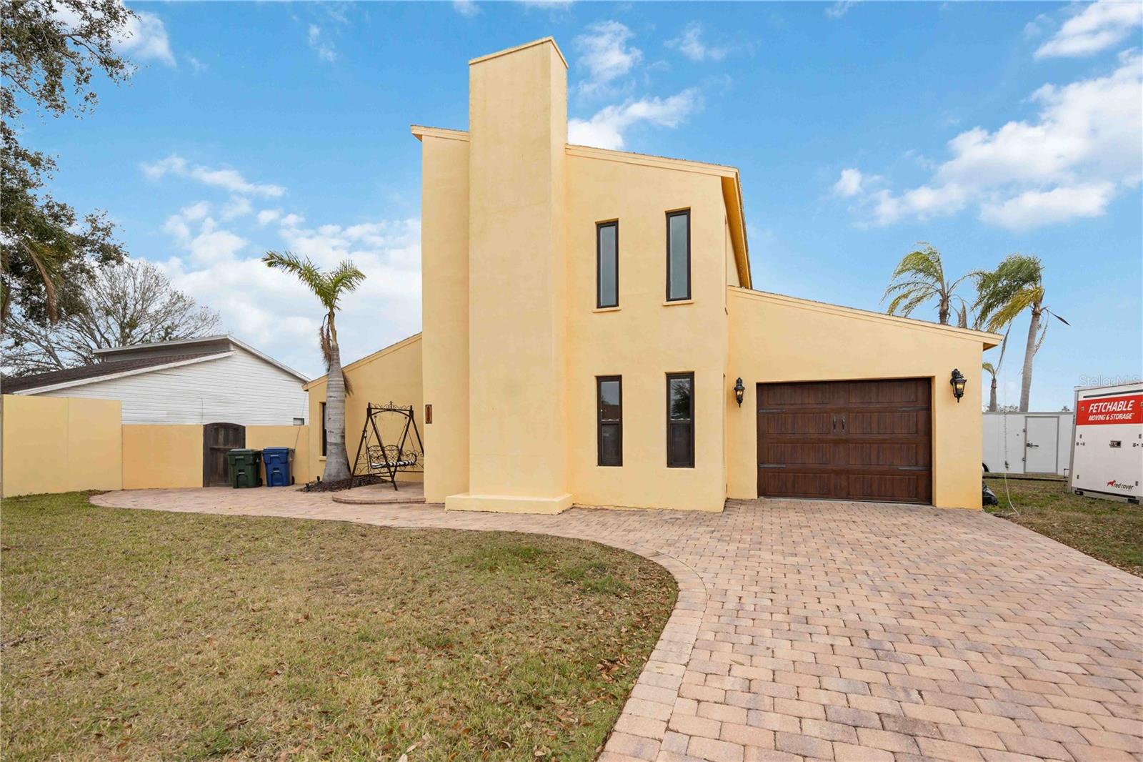 Single Family Residence in SARASOTA, FL - Daniel Dourado
