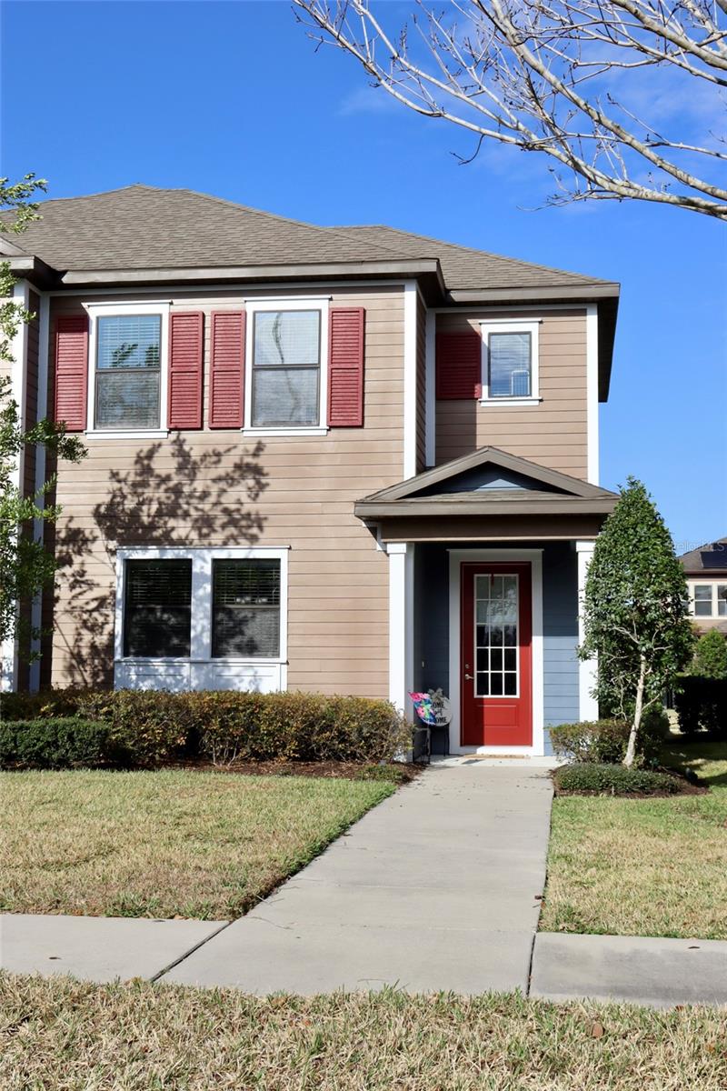 Single Family Residence in LITHIA, FL - Daniel Dourado