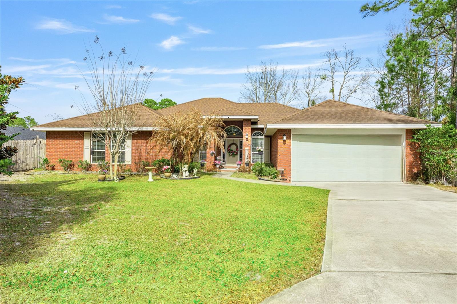 Single Family Residence in PALM COAST, FL - Daniel Dourado