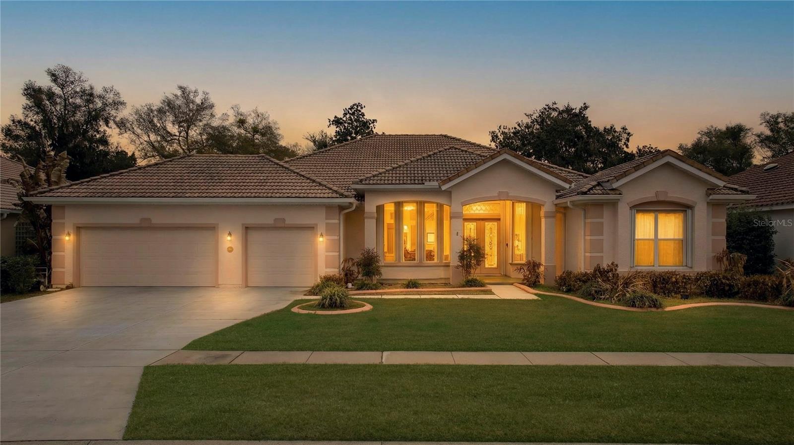 Single Family Residence em PORT ORANGE, FL - Daniel Dourado