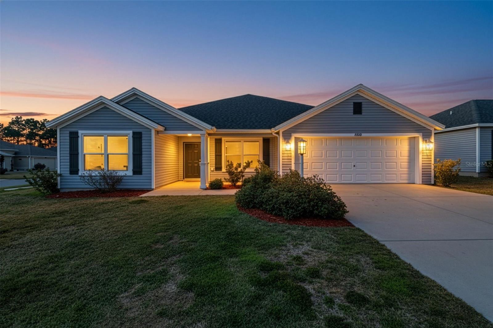 Single Family Residence em OXFORD, FL - Daniel Dourado