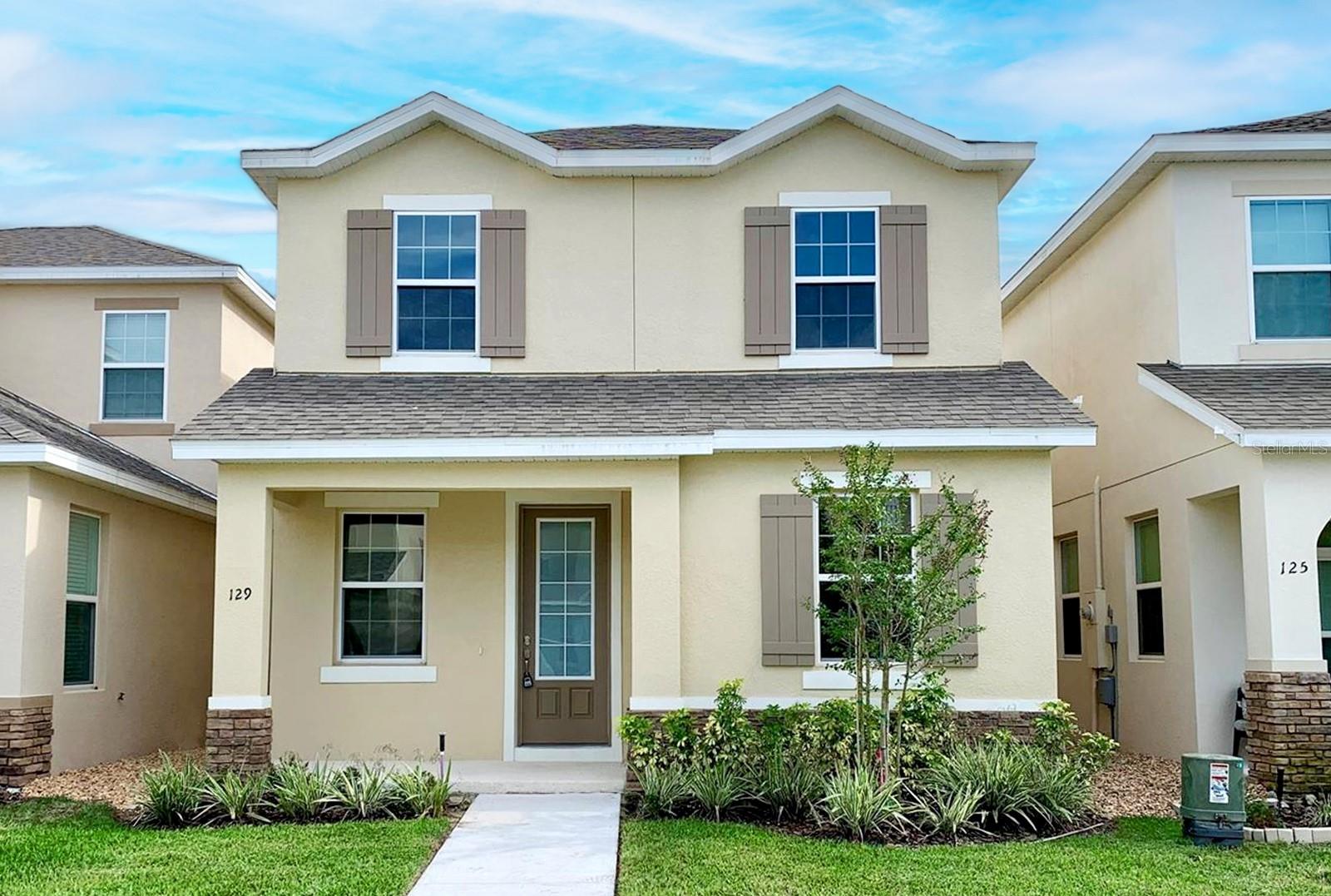 Single Family Residence in DAVENPORT, FL - Daniel Dourado