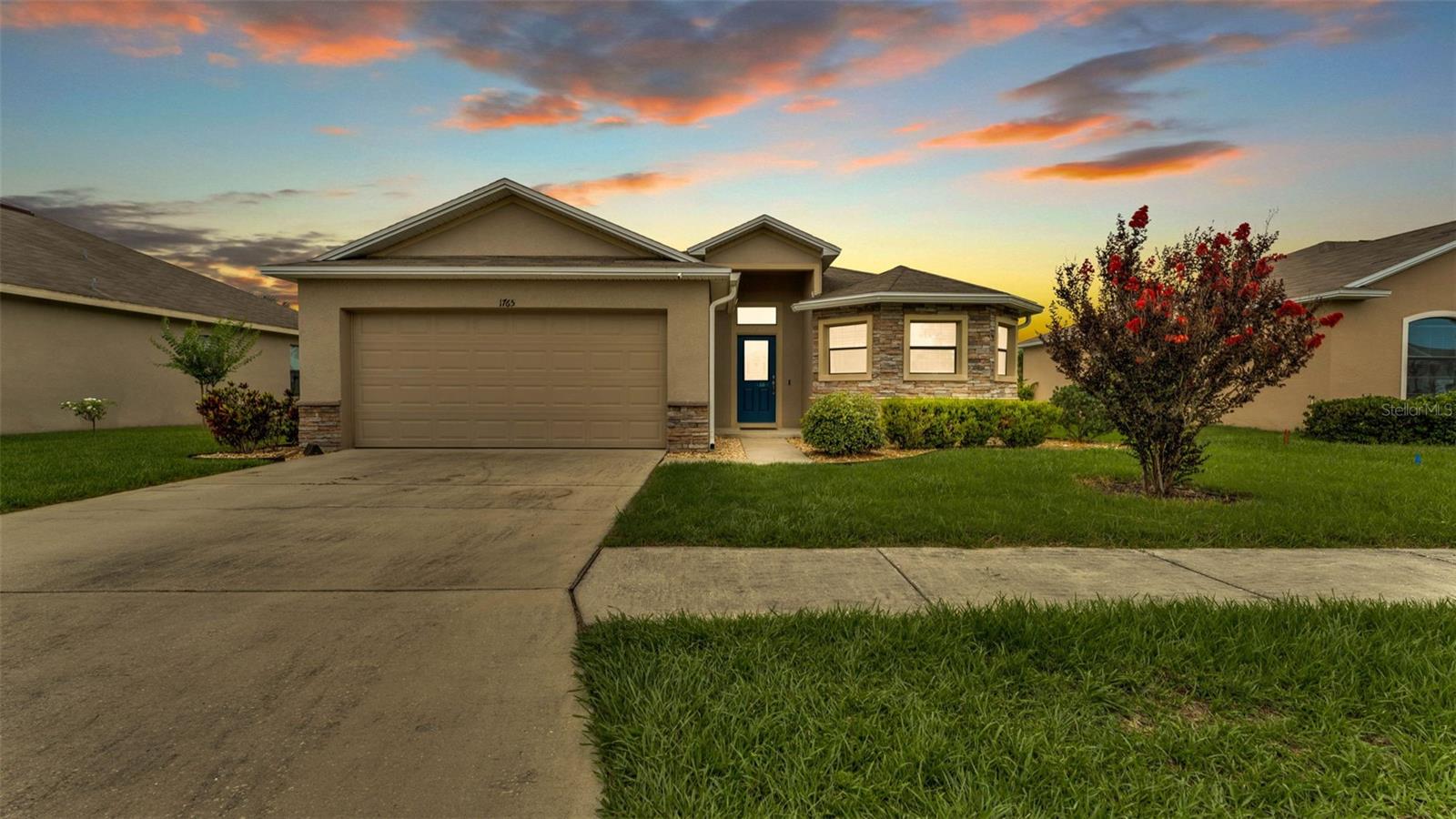 Single Family Residence in BARTOW, FL - Daniel Dourado