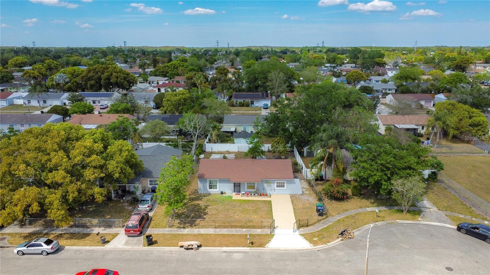 Single Family Residence in ORLANDO, FL - Daniel Dourado