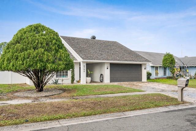 Single Family Residence in TAMPA, FL - Daniel Dourado