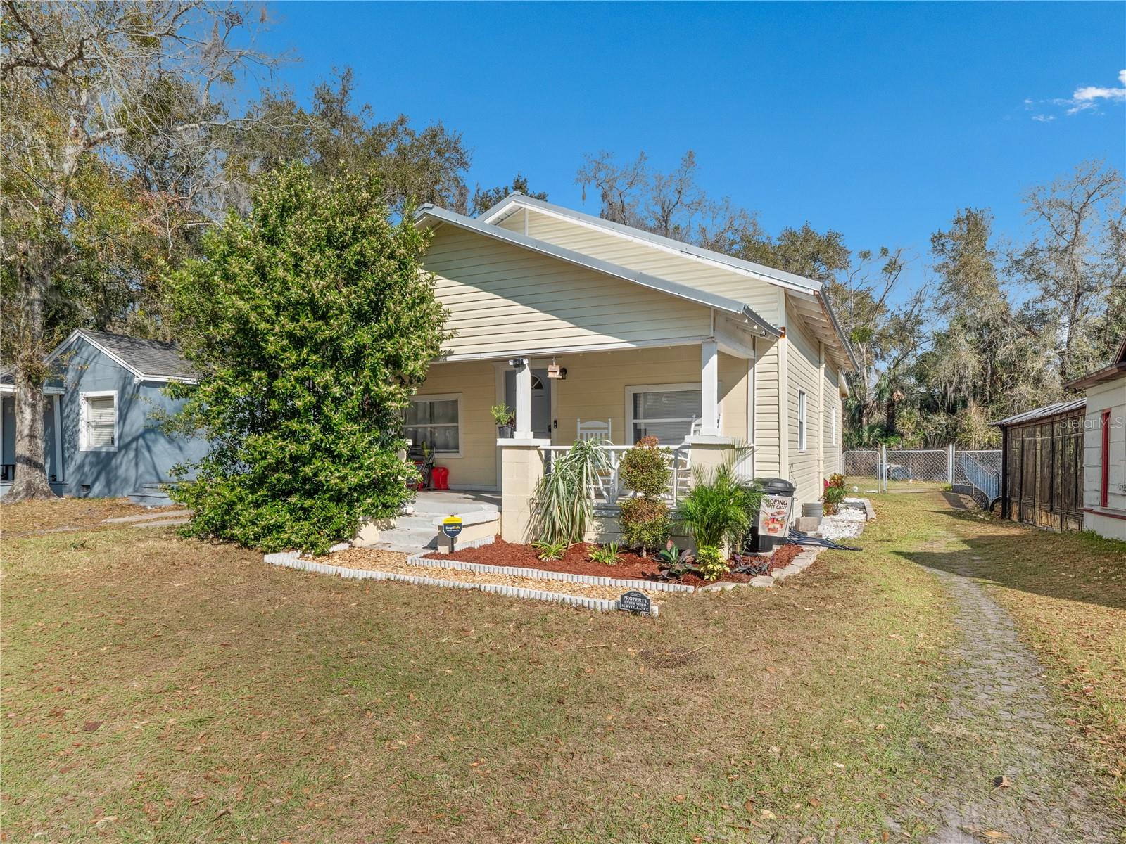 Single Family Residence in SANFORD, FL - Daniel Dourado