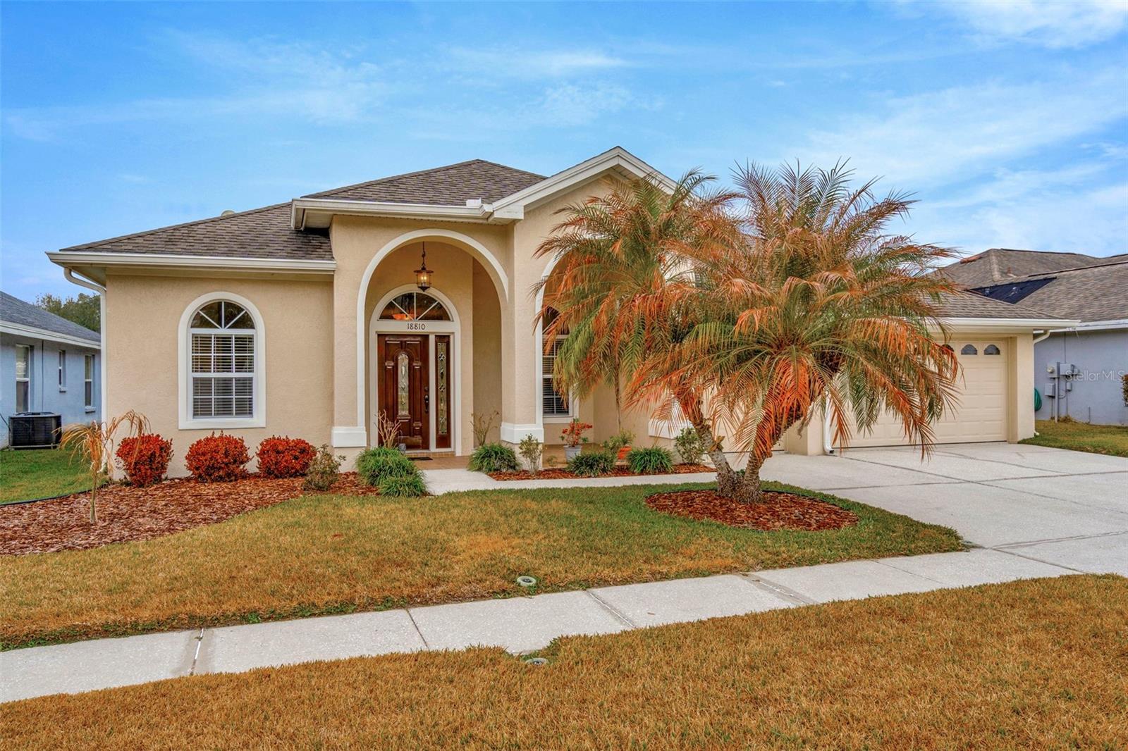 Single Family Residence in TAMPA, FL - Daniel Dourado