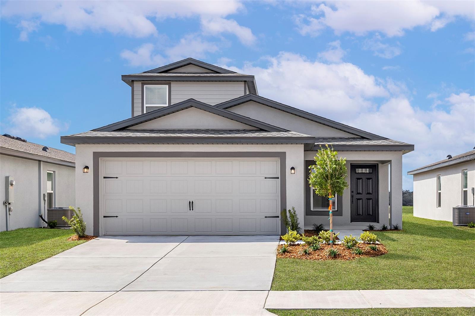 Single Family Residence in BROOKSVILLE, FL - Daniel Dourado
