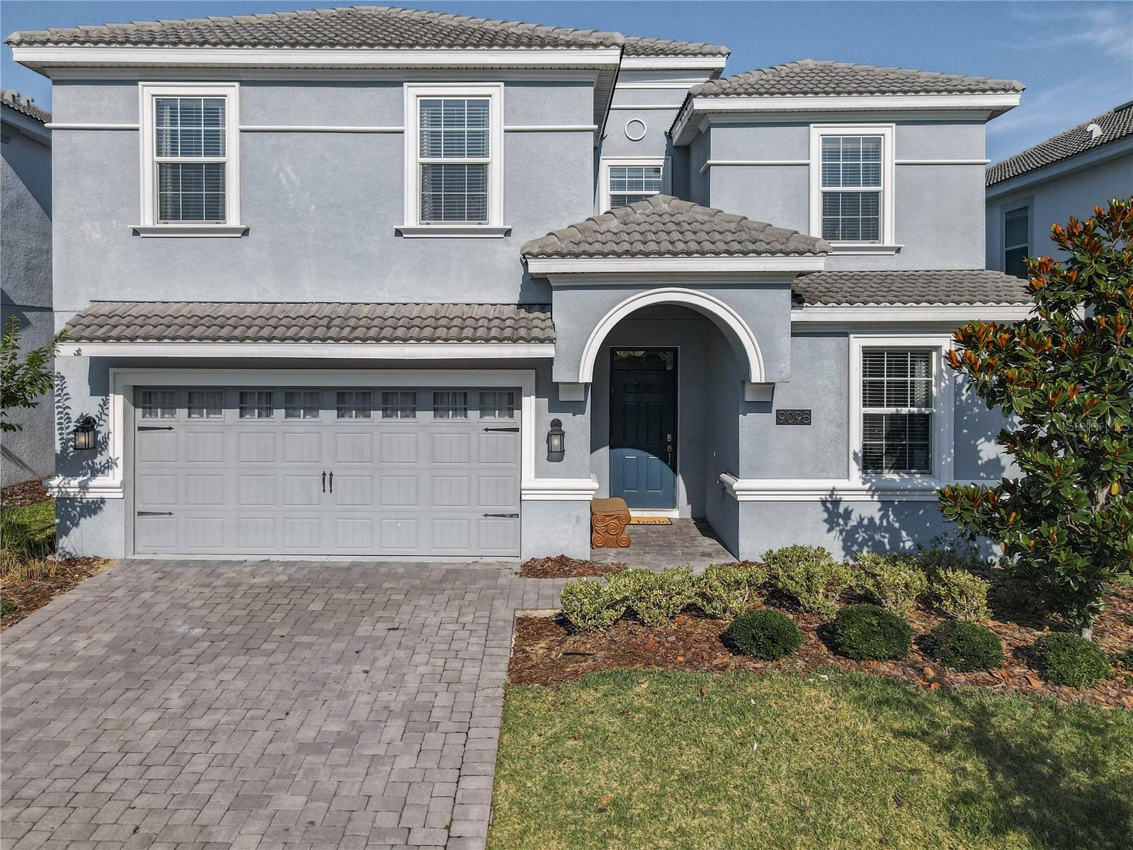 Single Family Residence in DAVENPORT, FL - Daniel Dourado