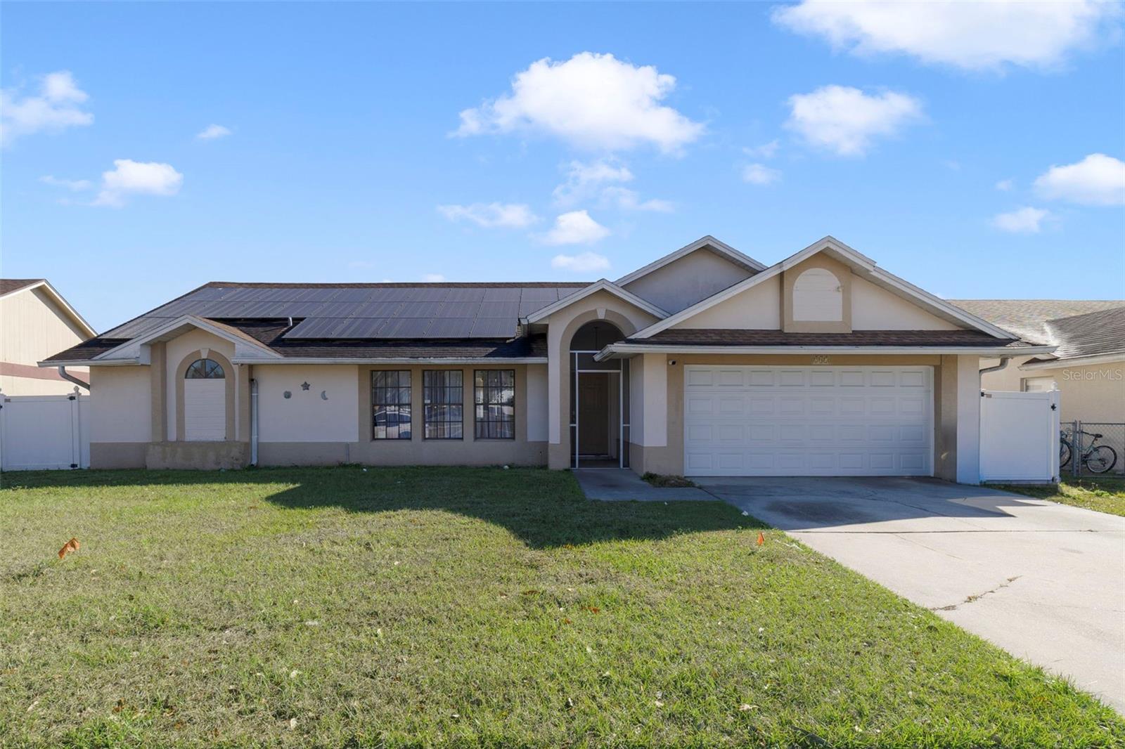Single Family Residence in KISSIMMEE, FL - Daniel Dourado