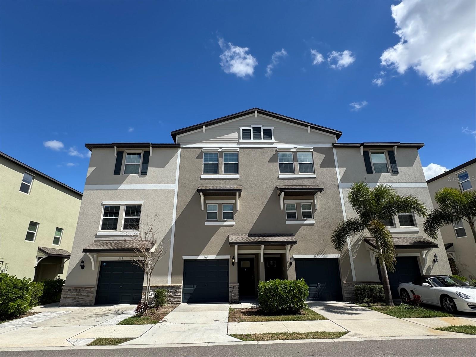 Townhouse in TAMPA, FL - Daniel Dourado