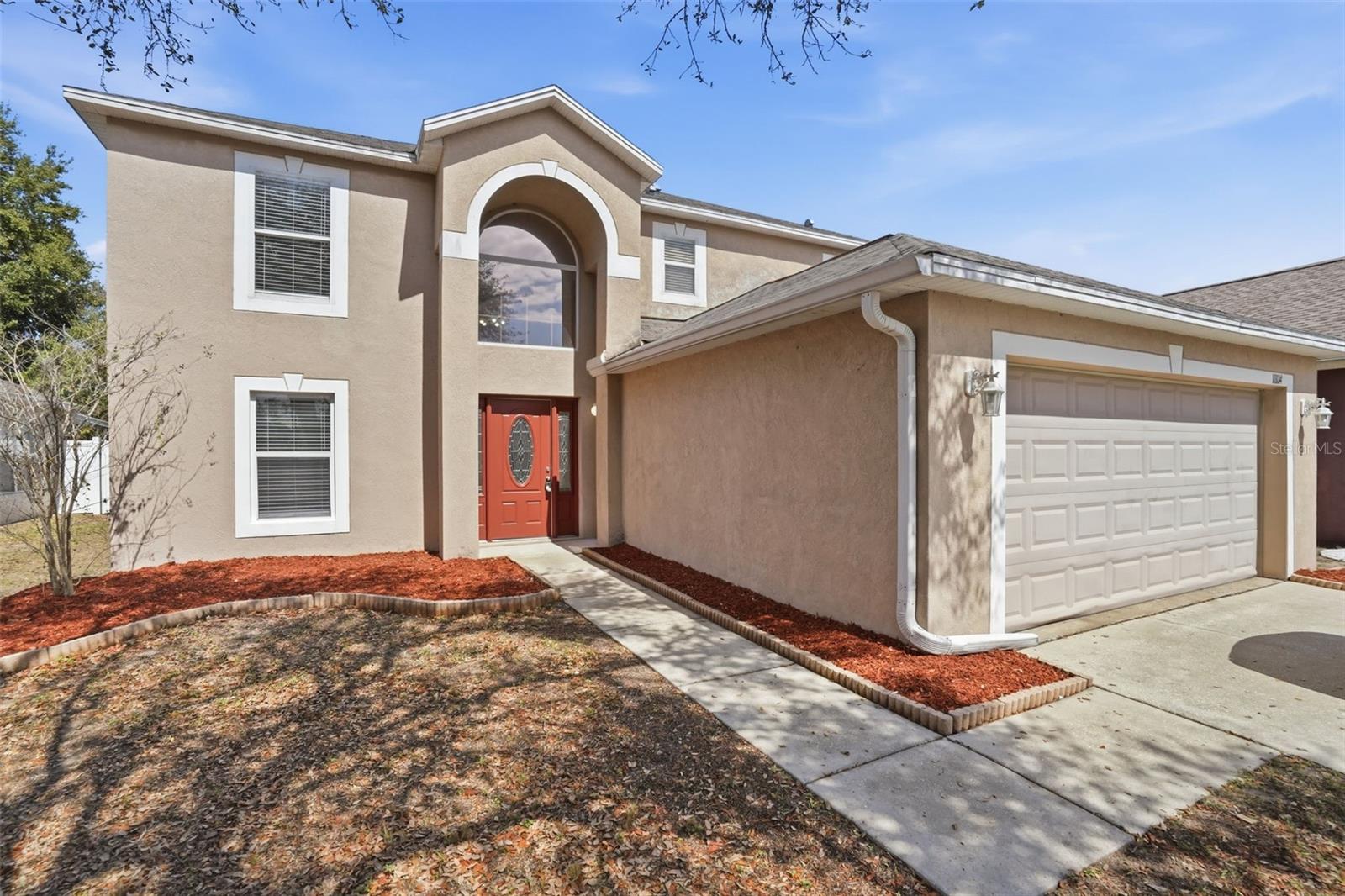 Single Family Residence in RIVERVIEW, FL - Daniel Dourado