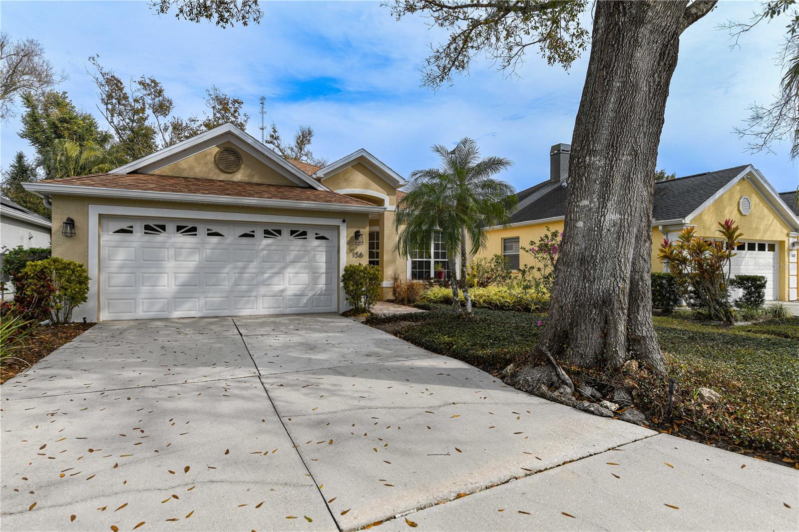 Single Family Residence in SARASOTA, FL - Daniel Dourado