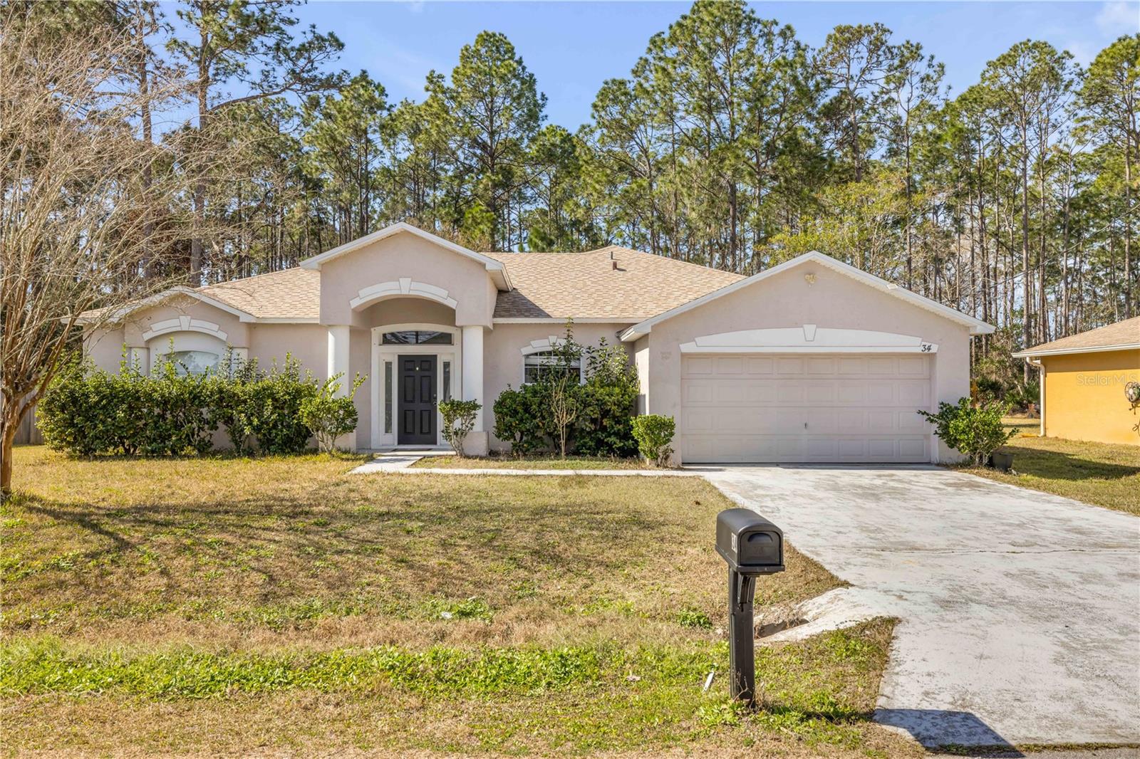 Single Family Residence in PALM COAST, FL - Daniel Dourado
